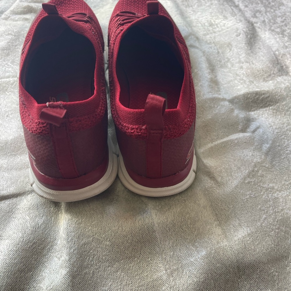 Skechers womens Red Athletic Shoes - Picture 2 of 4